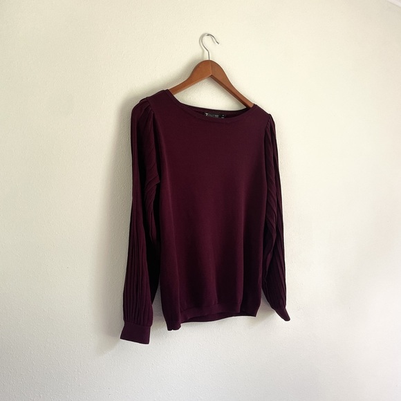 7th Avenue Design Studio Maroon Sweater - Picture 2 of 10